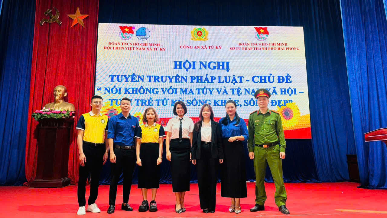 Công an xã Tứ Kỳ tổ chức Hội nghị tuyên truyền pháp luật